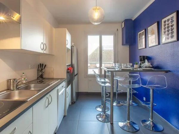 Une chambre en colocation avec services au coeur du centre-ville