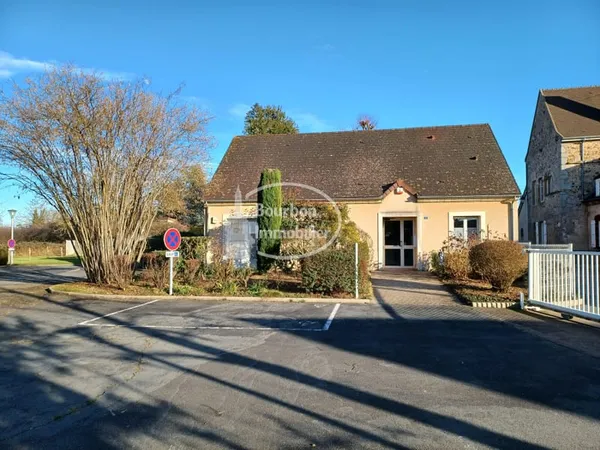 Maison 11 pièces 223 m²