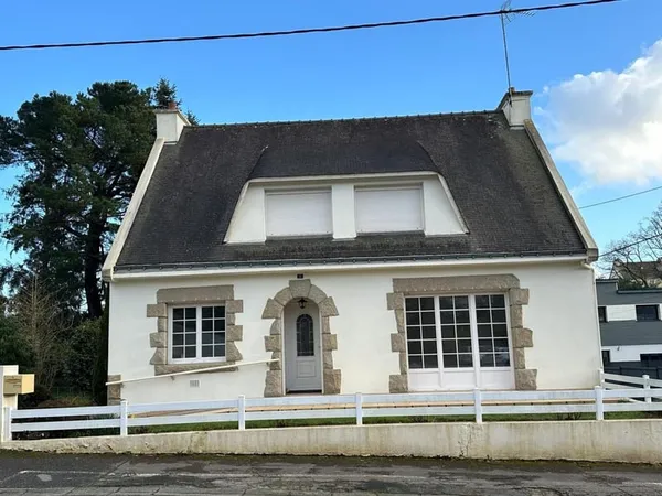 Centre Ville, commerces à pieds, 4 chambres, Terrain 600 m² 