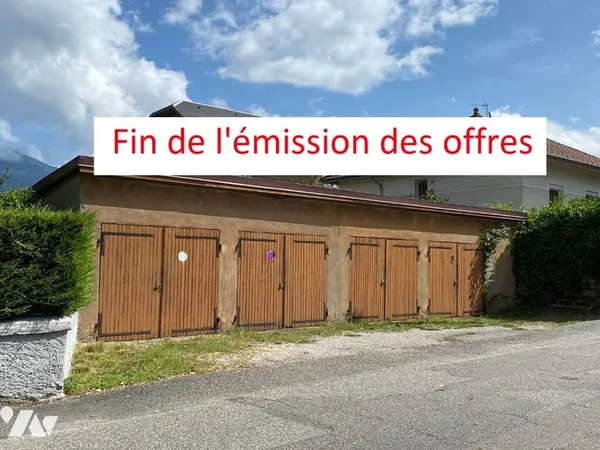 Garage/Parking