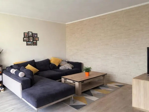 T2 lumineux avec balcon et garage fermé  Jouvence