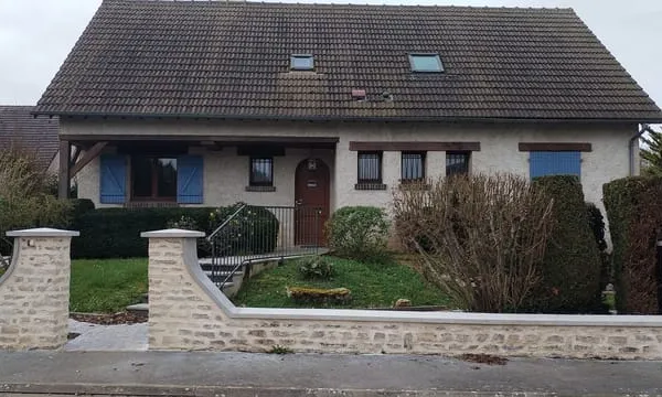 Maison de 129m2 à louer sur Néron