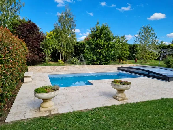 Grange rénovée Ferolles 5 pièce(s) 122 m2