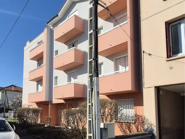 Studio - Parking / Balcon - CHU proche Cézeaux