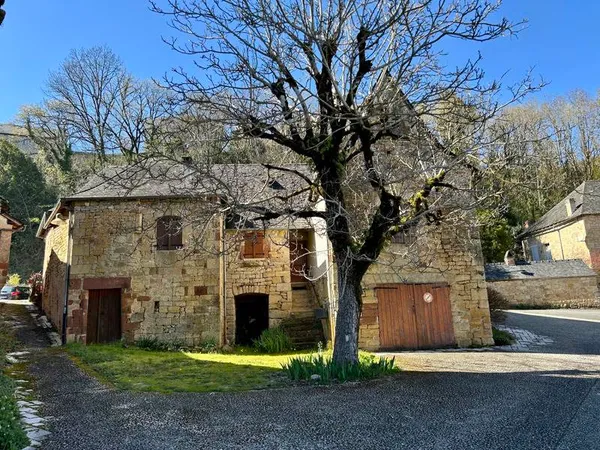 Maison de bourg de 5 pièces principales