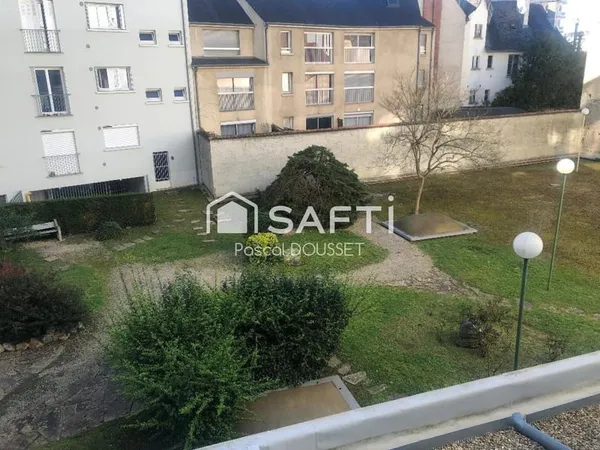 Appartement 3 chambres, de 82m2 avec cave et balcon vue Pyrénées