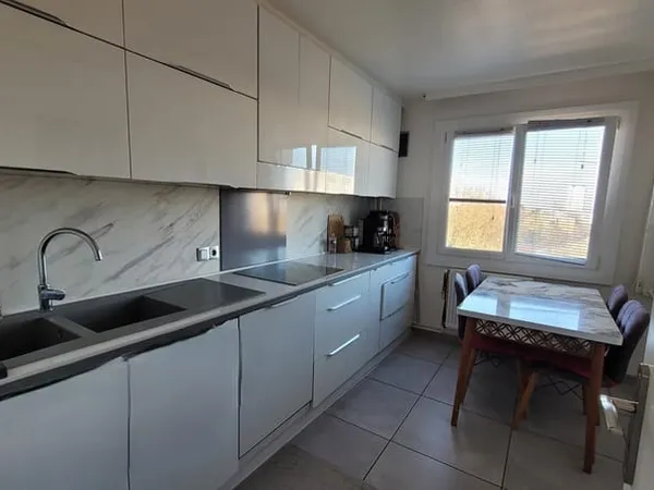 Appartement T4 rénové 3 chambres Montferrand