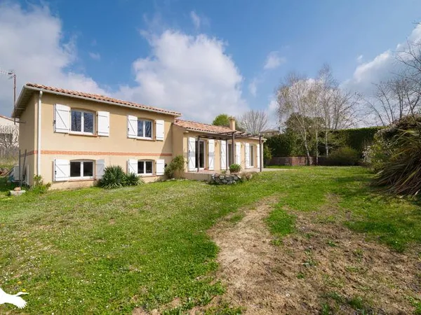 Villa de 5 pièces principales
