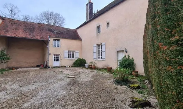 Maison Location Talmay 5p 160m² 850€