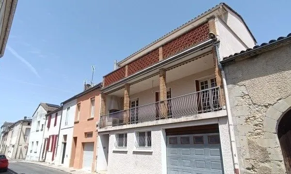 Maison de ville de 6 pièces principales