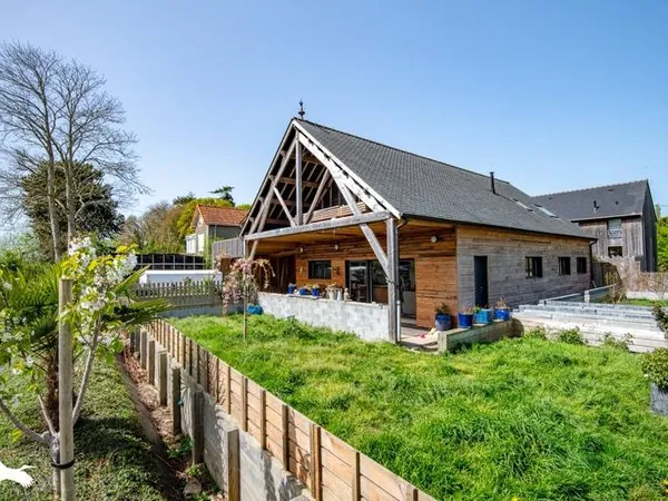 Contemporaine de 6 pièces principales