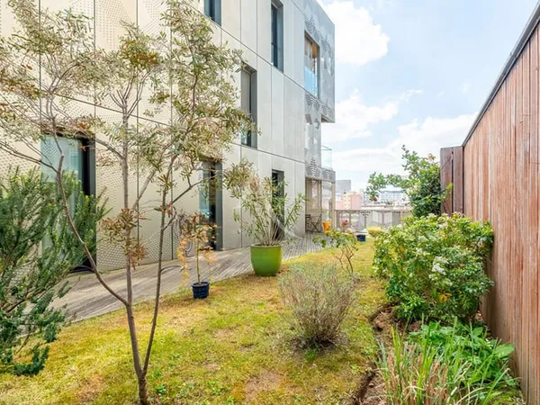 BNF - 4 pièces avec terrasse et jardin