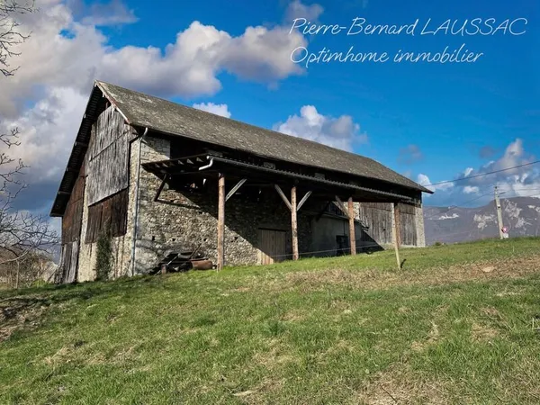 Grange à la vente à CHÂTEAUNEUF (73390)
