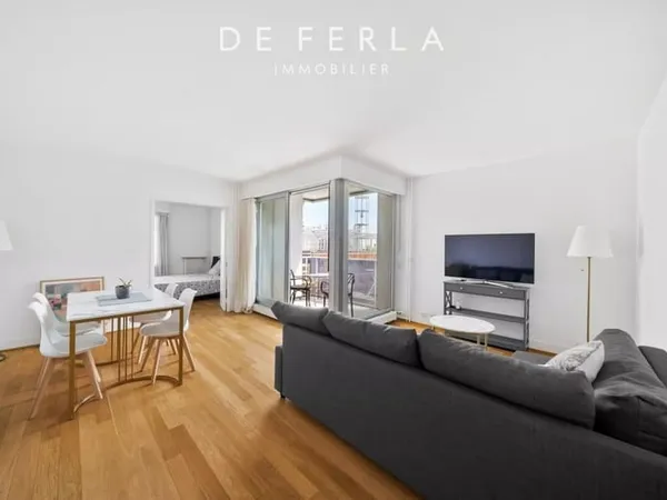 Appartement 3/4 pièces en excellent état avec balcon et vue dégagée - Paris XV