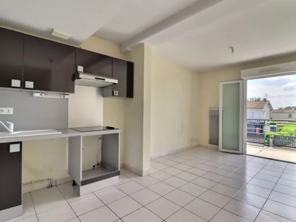 T2 avec balcon et parking