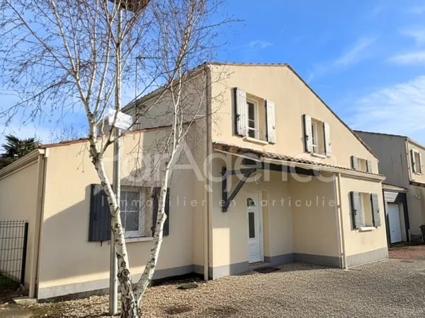 Maison récente avec garage Proche commerces