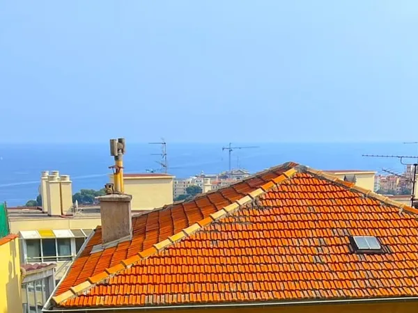 Limitrophe Monaco, villa de XIX siècle