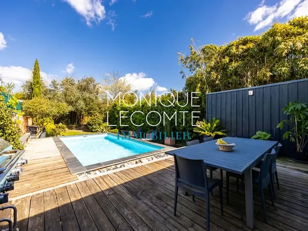 Mérignac - St Augustin - Maison familiale 150 M2 - 4 chambres - Jardin - Piscine