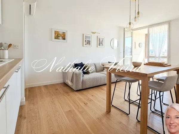 STUDIO AVEC LOGGIA A DEUX PAS DE LA PLAGE