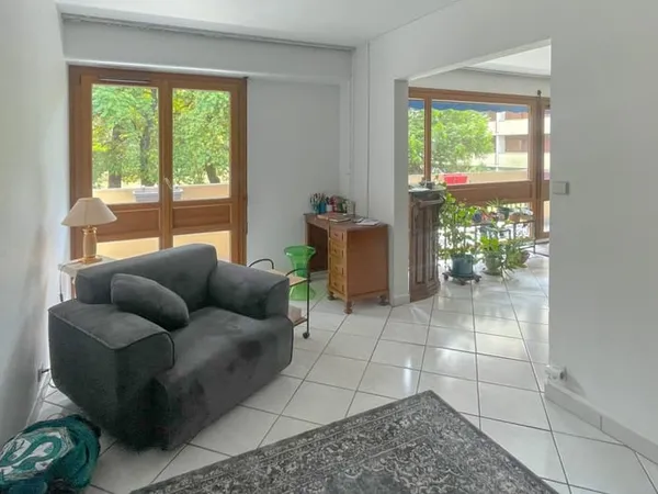 Appartement 6 pièces 120 m² PESSAC Le Pontet