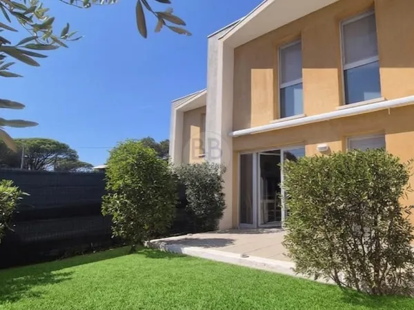 Villa contemporaine 82 m2 Puget-sur-Argens