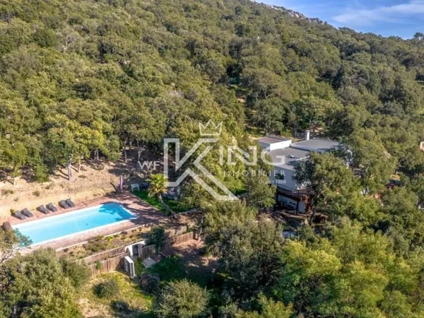 Villa d'Architecte contemporaine avec Panorama d'Exception