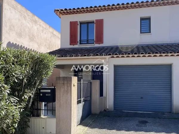 Villa 4 pièces à vendre 92 m2 terrain 199 m2 garage