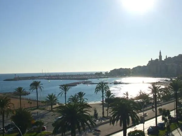 Location saisonnière MENTON GARAVAN - BEAU DEUX PIECES FACE 