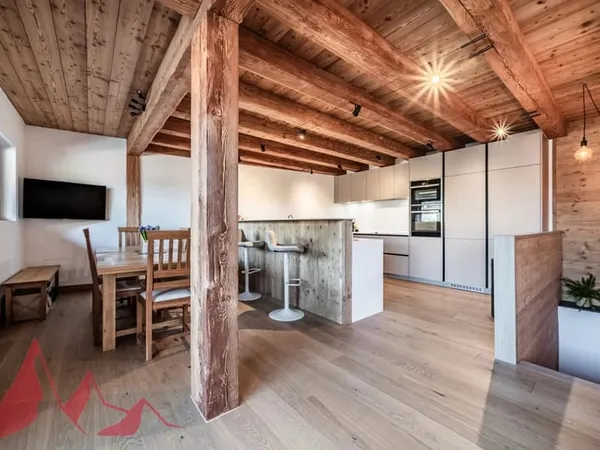Magnifique ferme rénovée à Seytroux 