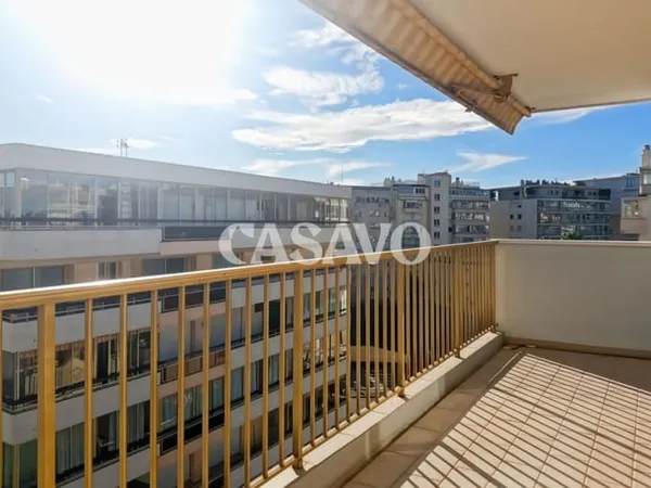 Vente Appartement 3 pièces de 57m² - 06400 Cannes