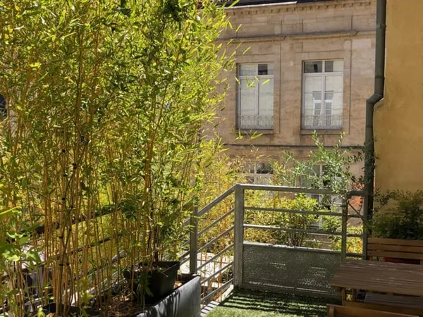 Magnifique Duplex dernier étage avec terrasse de 11m2 en ple