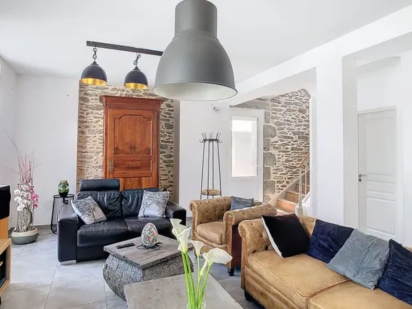 Maison 6 pièces 165 m²