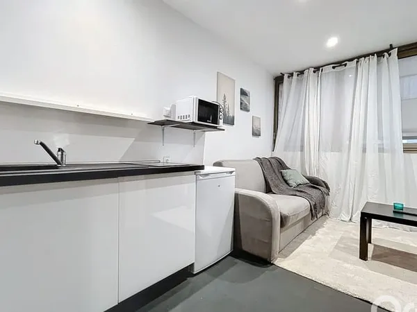 Studio 1 pièce 15 m²