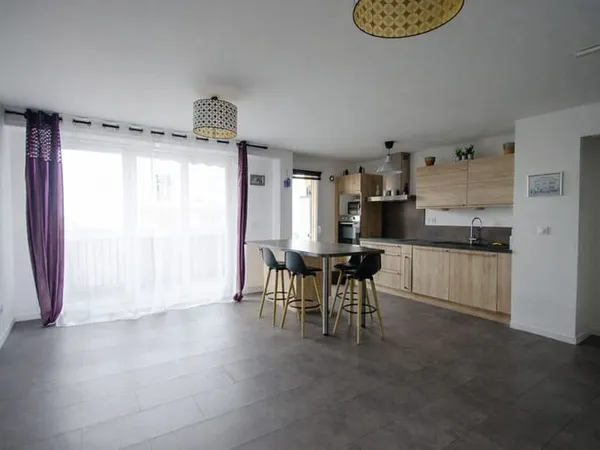 Appartement 4 pièces 93 m²