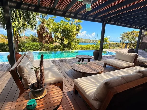 Maison 7 pièces 310 m²