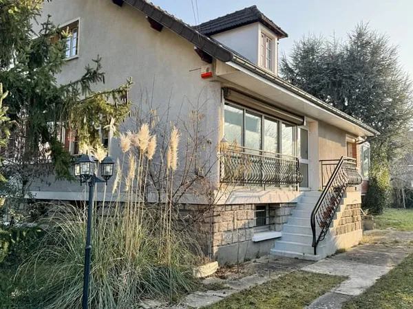 Maison 6 pièces 144 m²