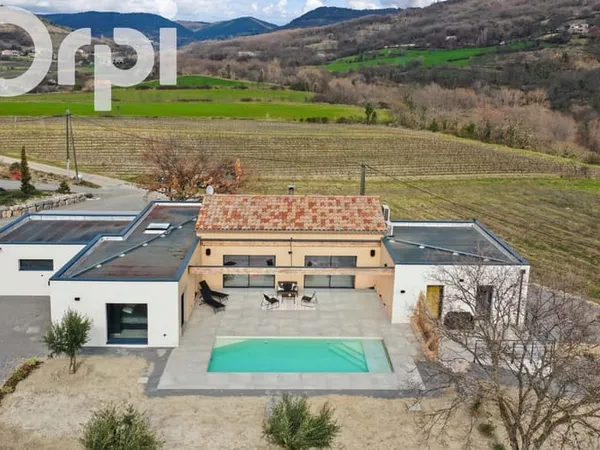 Maison 6 pièces 170 m²