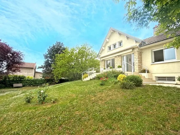 Maison 6 pièces 121 m²