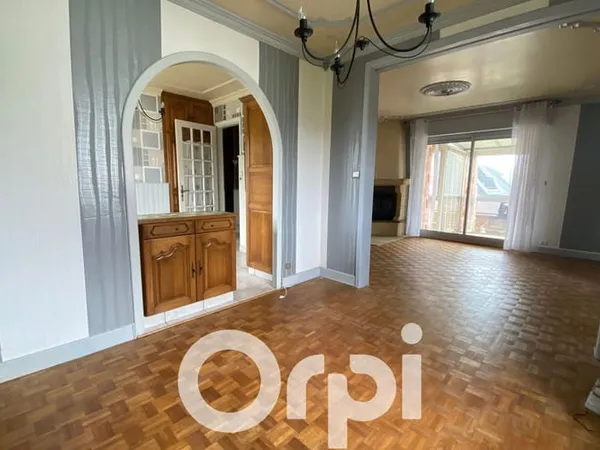 Maison 5 pièces 140 m²