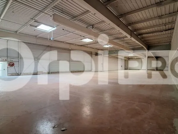 Local commercial 1200 m²