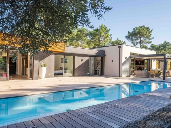 Maison 4 pièces 238 m²
