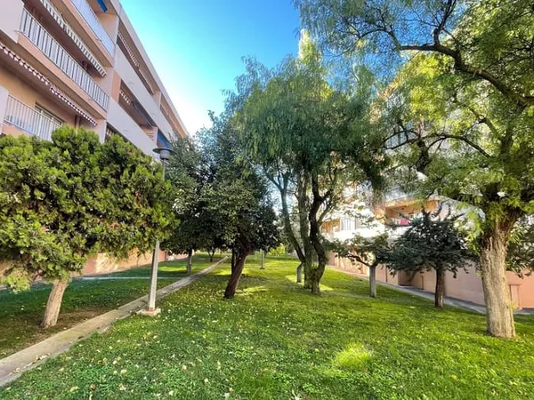 Appartement 4 pièces 82 m² 