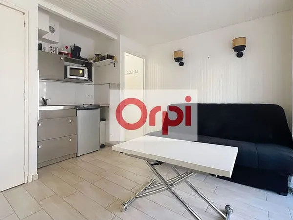 Studio 2 pièces 17 m² 