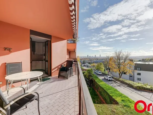 Appartement 4 pièces 108 m² 