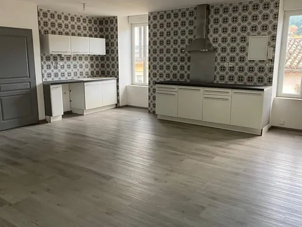 Appartement 3 pièces 84 m² 