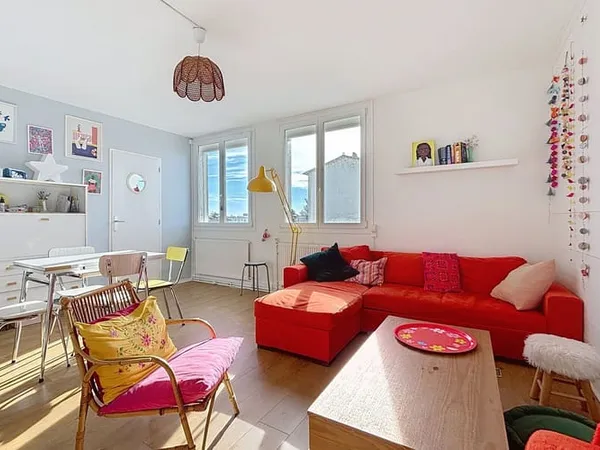 Appartement 4 pièces 63 m² 