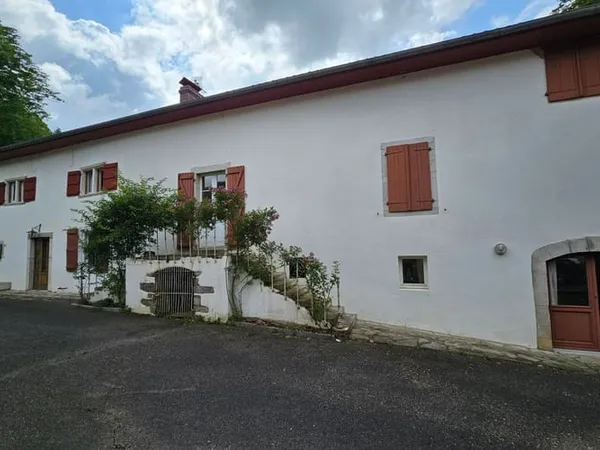 Maison 7 pièces 280 m² 