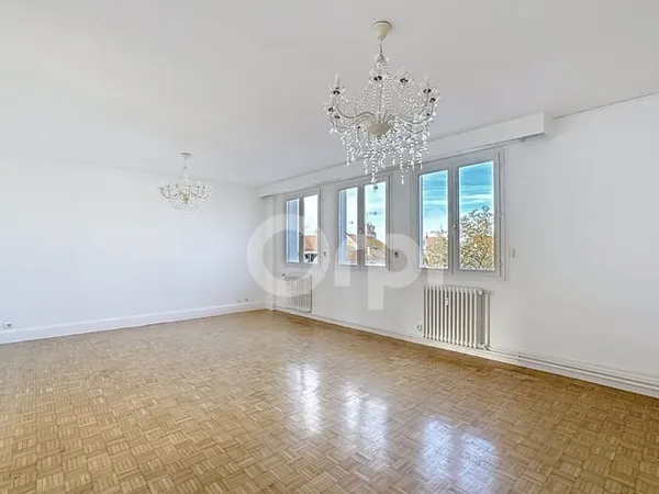Appartement 3 pièces 89 m² 