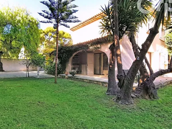 Maison 6 pièces 165 m² 