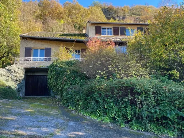 Maison 6 pièces 162 m² 